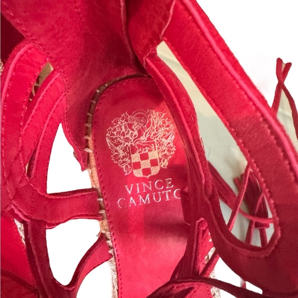 Like New Vince Camuto Wedges - Picture 5 of 8